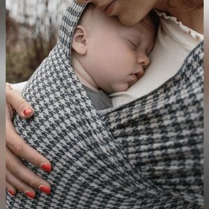 Solly Baby - Stormy Houndstooth